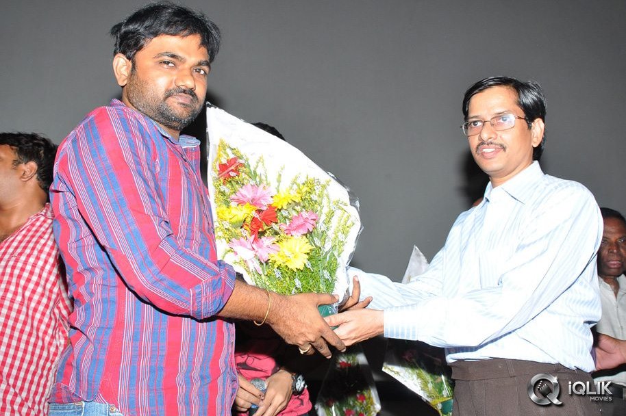 Kotha-Janta-Movie-Theatre-Coverage